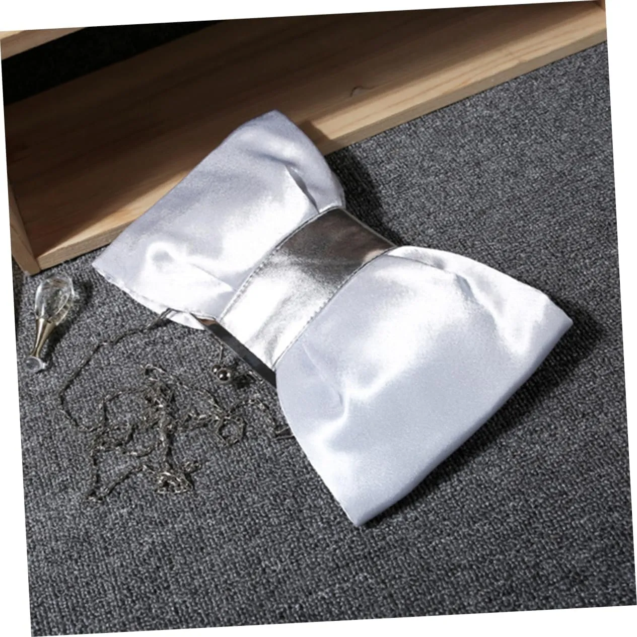 Amosfun 2pcs Evening Bag Satin Flap Bow Clutch Women Diagonal Package Dinner Bag Evening Clutch