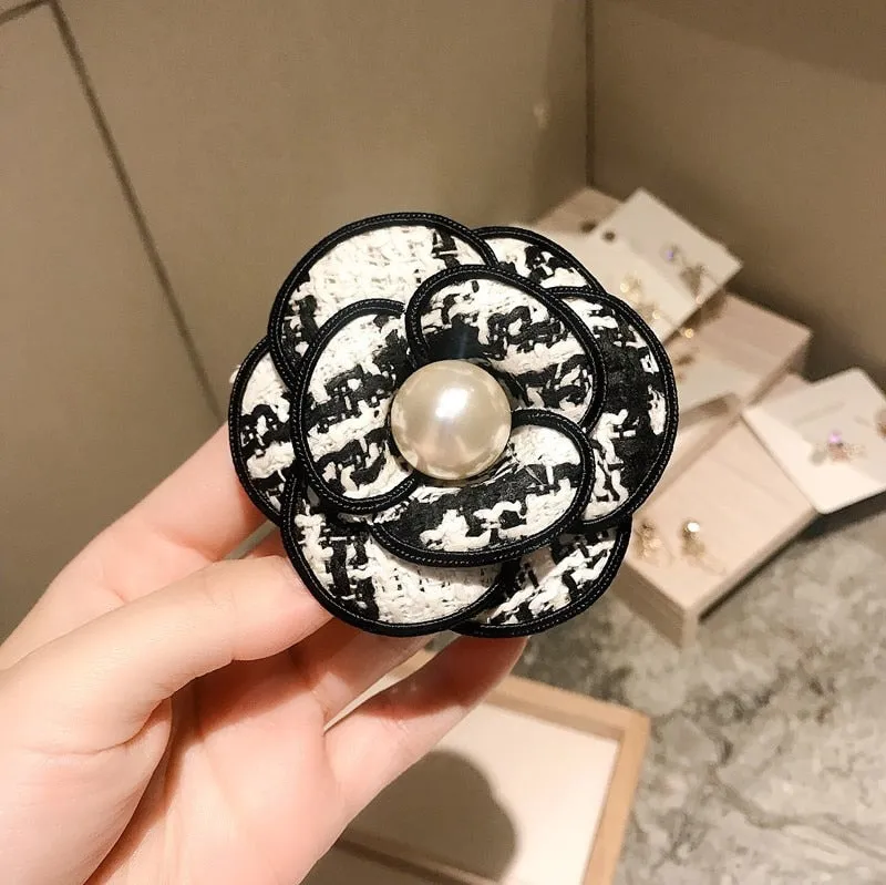 Exquisite Pearl Camellia Brooches Pins For Women