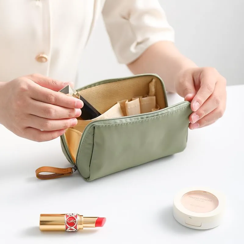 Mini Makeup/Sanitary organizer bags. (Pink)