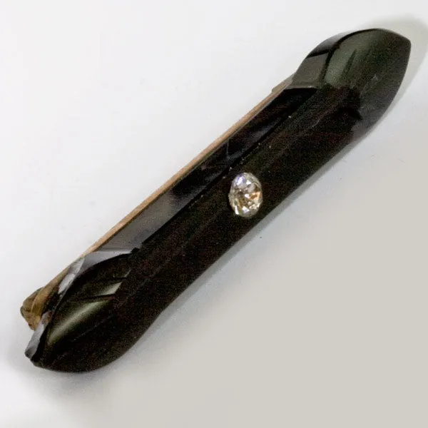 Victorian jet glass brooch with paste stone. pnvc1005(e)