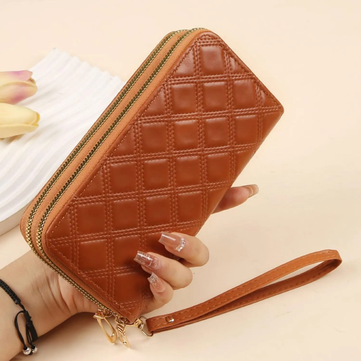 Womens Wallet Wristlet RFID Blocking Large Capacity Zip Around Clutch Purse Quilted Leather Double Zipper Card Holder